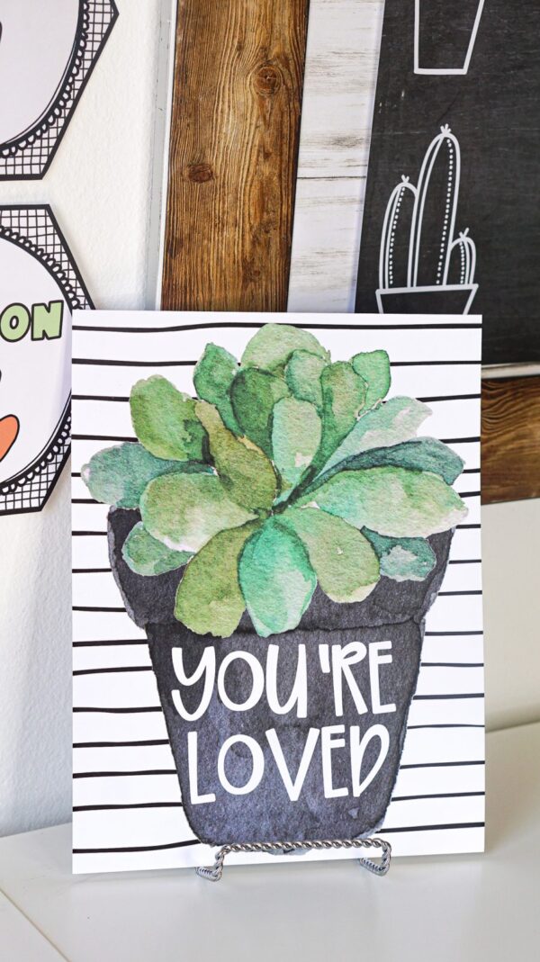 Plant Classroom Theme - Table Number Shows an example table number from the plant classroom theme bundle