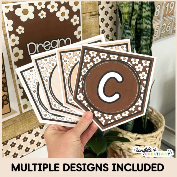 Neutral Welcome Banner 4 Shows the welcome banner design options with the daisy background